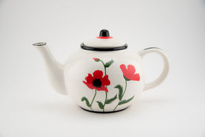 Ceramic Poppy Tea Pot 1.5 Litres